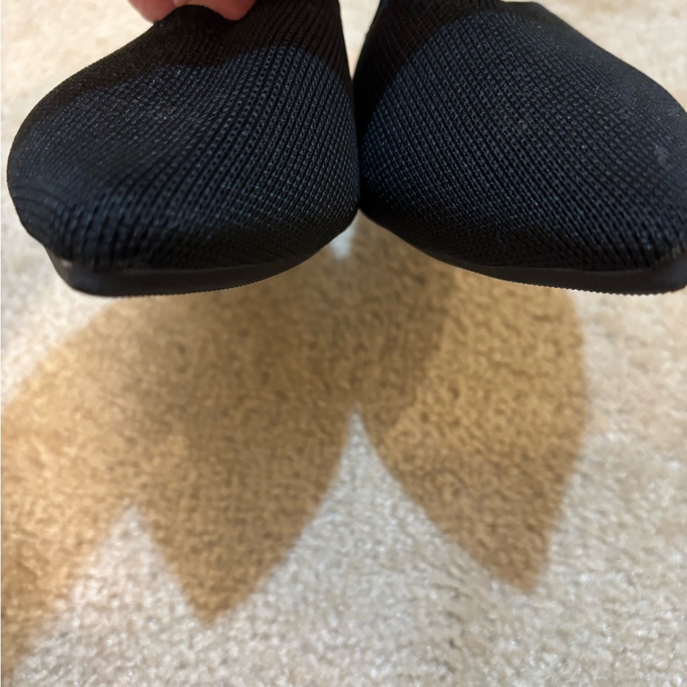Aumaric Black Minimalist Mules with Pointed Toe EUC Size 8 - Picture 3 of 6